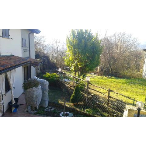 2 bedrooms house with enclosed garden at Travo