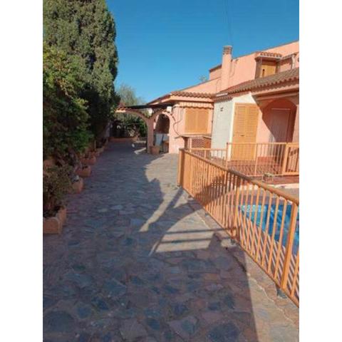 Chalet con piscina en Calabardina