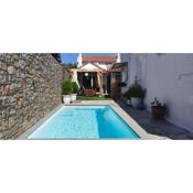 Del Sol Suites