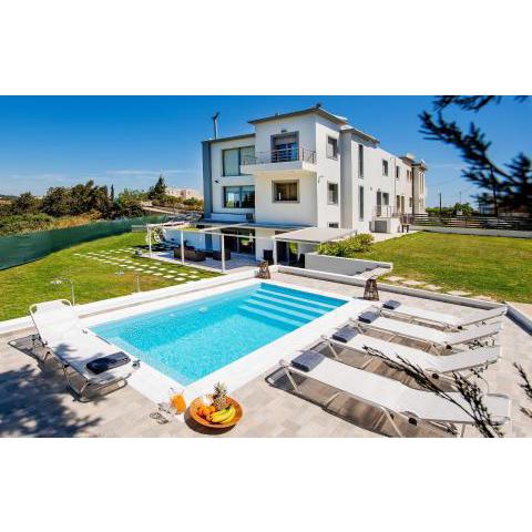 Dias Luxury Villa