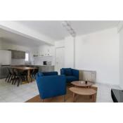 Elegant Apartment With Acropolis View