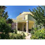 Five bedroom house near sandy beach Villa Major