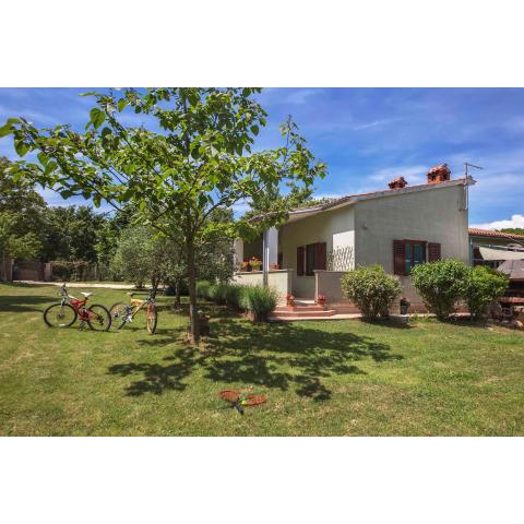 Holiday home in Sisan/Istrien 38180