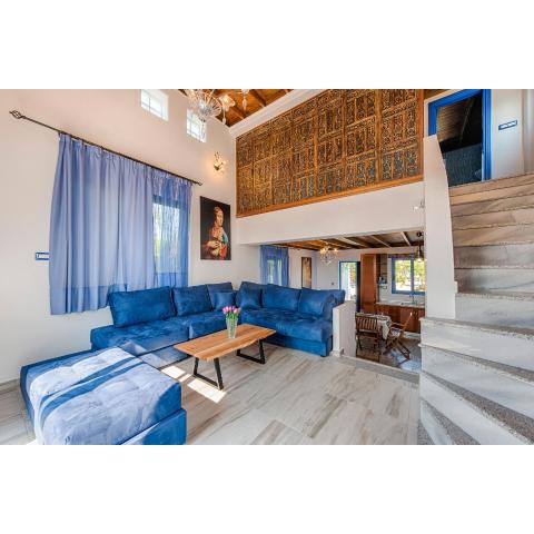 Lianas Garden House