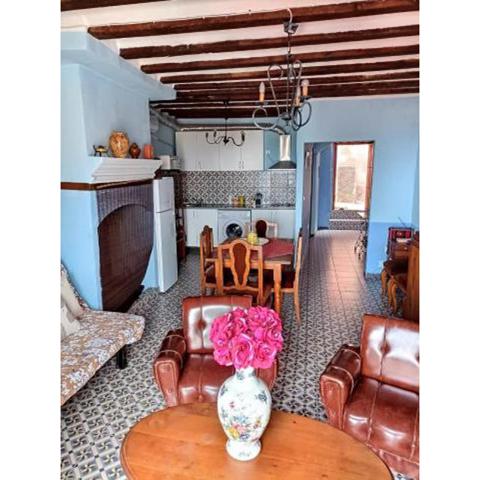 Magnífica casa de pueblo con todas las comodidades