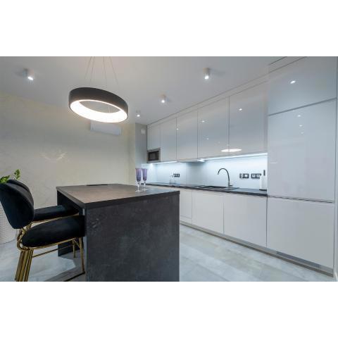 Manufaktura's STAR ***** apartment by PinPoint