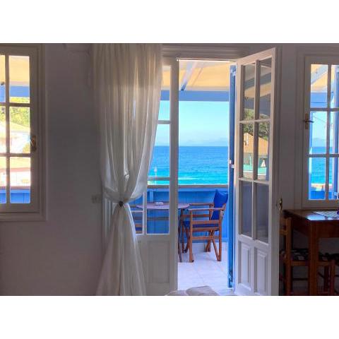 Pantazis Studios in Agios Nikitas