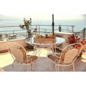 Piraeus Lux Secret