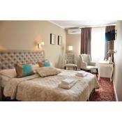 Riviera Resort Airport Modlin