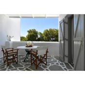 Santa Flora 3 Bedroom House â Parikiaâs Edge