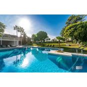 Sierra Park - 18 Newly Renovated Apartments with Pool, Gym, Jacuzzi and Padel