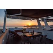 The Sea Lodges N - Bootshaus Floating Sea House Novigrad